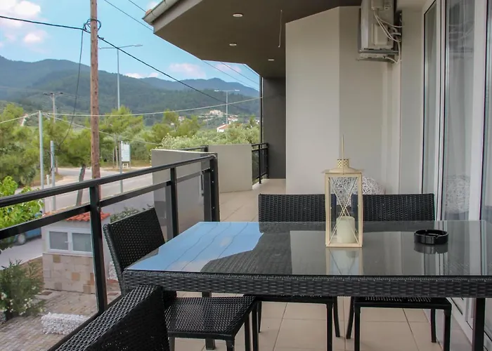 Mirador Apartments